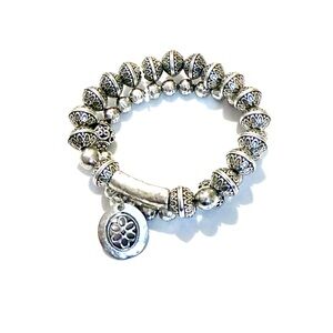 CHICO’S Antique-Finish Silver Beaded Elastic Charm Bracelet Set | NWOT